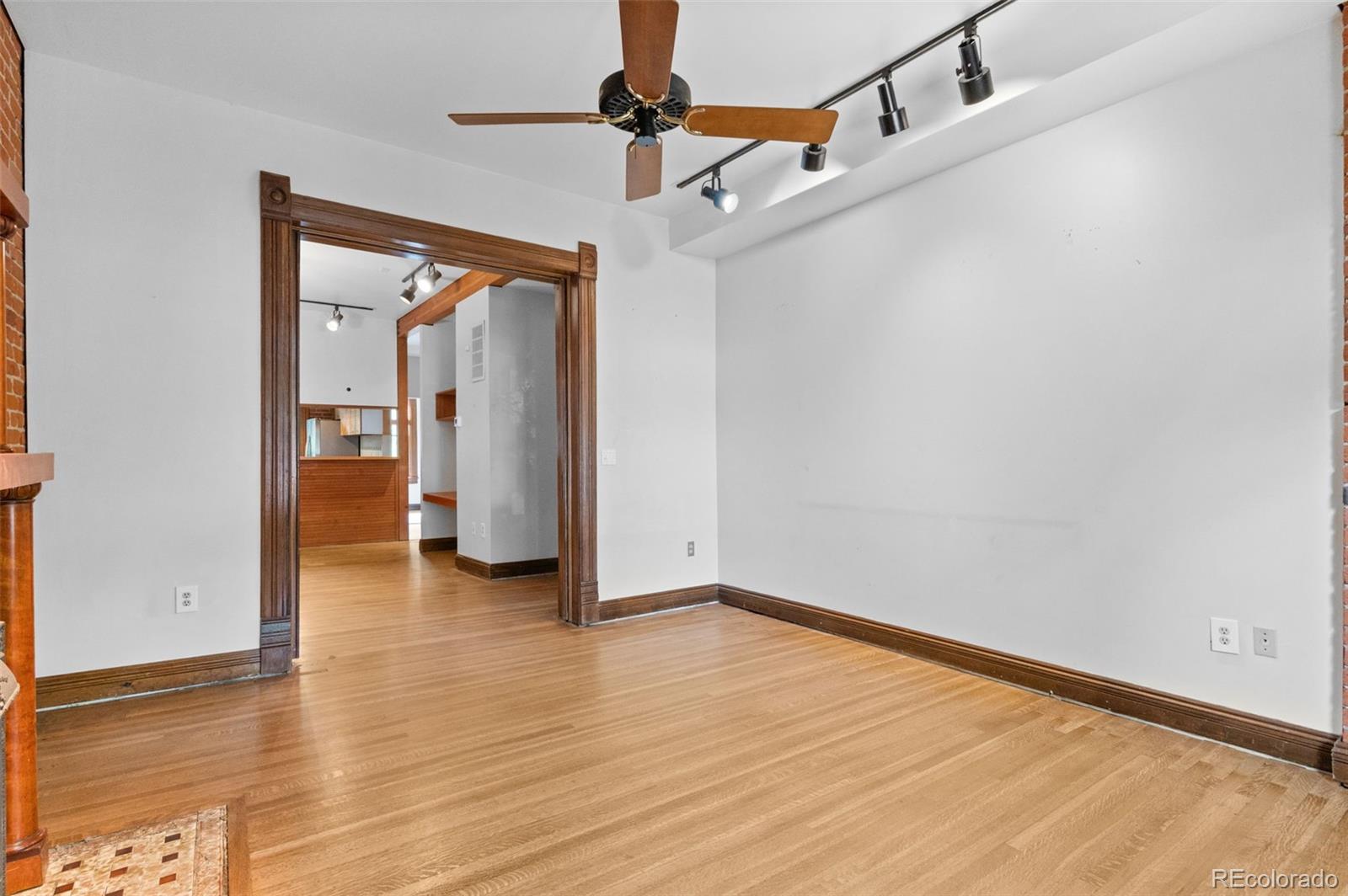 1629 N Downing Street