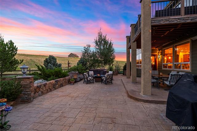 5565 Southwind Circle
