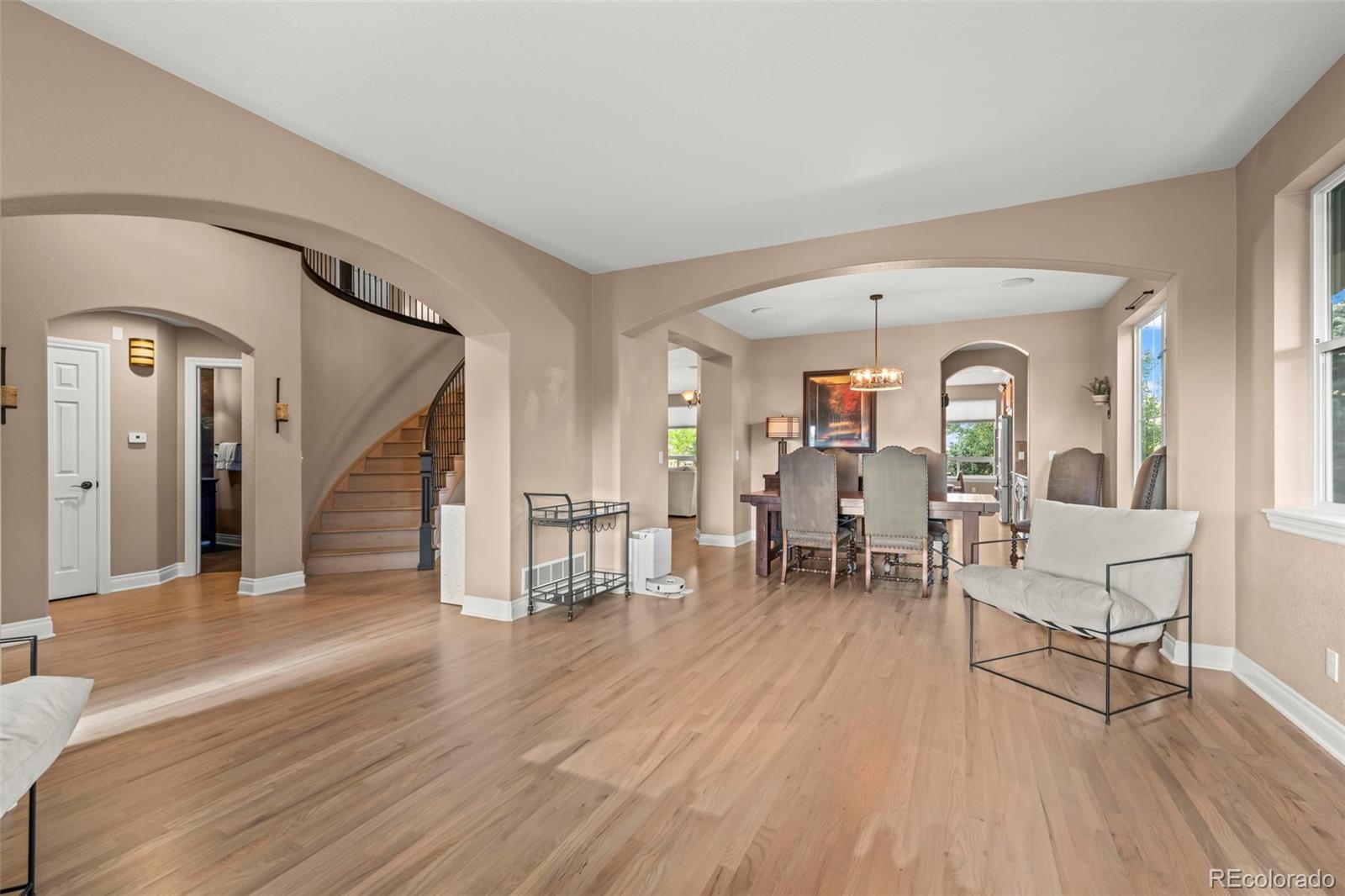 5565 Southwind Circle