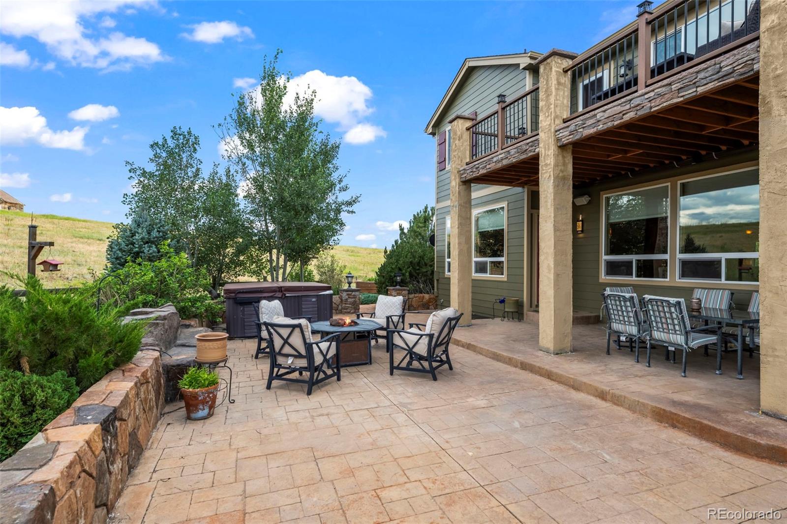5565 Southwind Circle