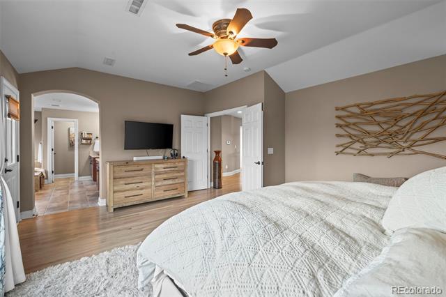 5565 Southwind Circle