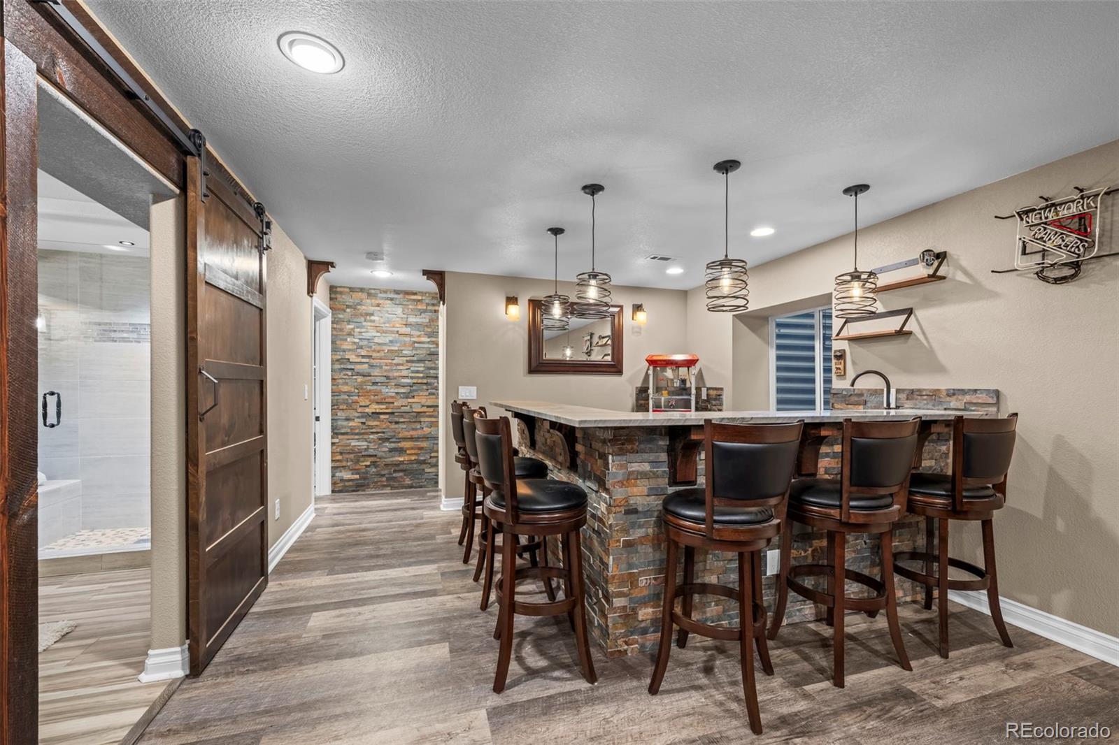 5565 Southwind Circle