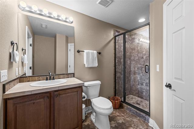 5565 Southwind Circle