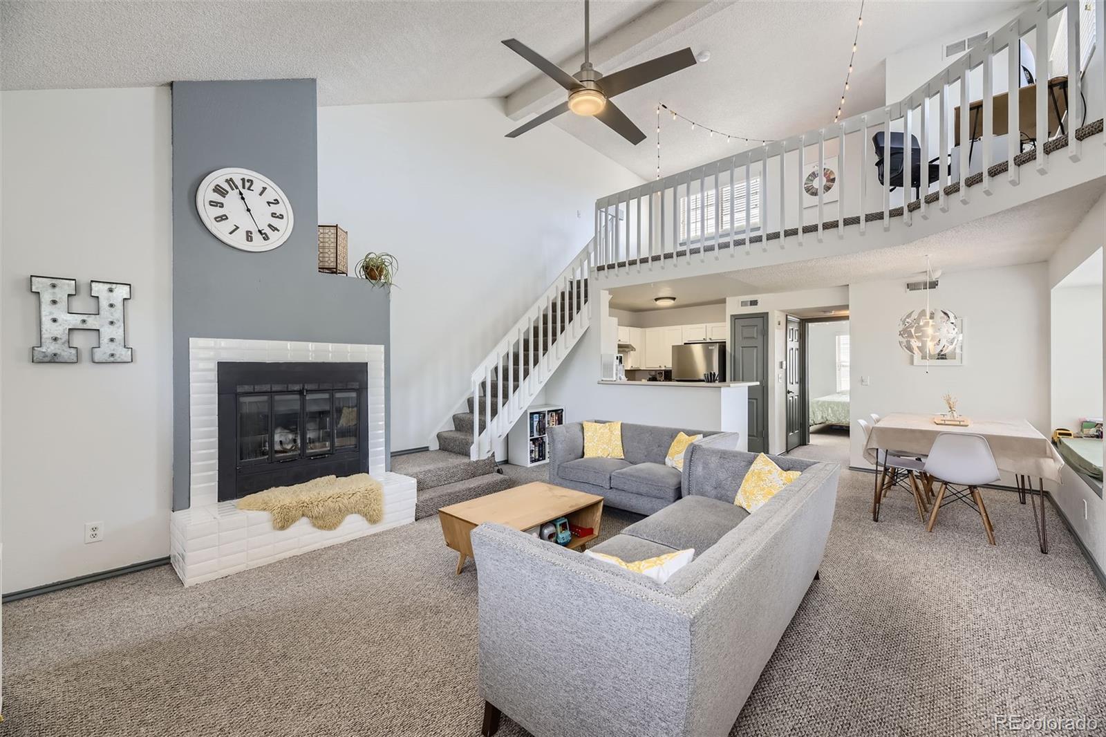 3010 W Prentice Avenue Unit: J