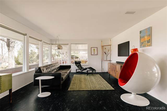 36 Hillside Drive