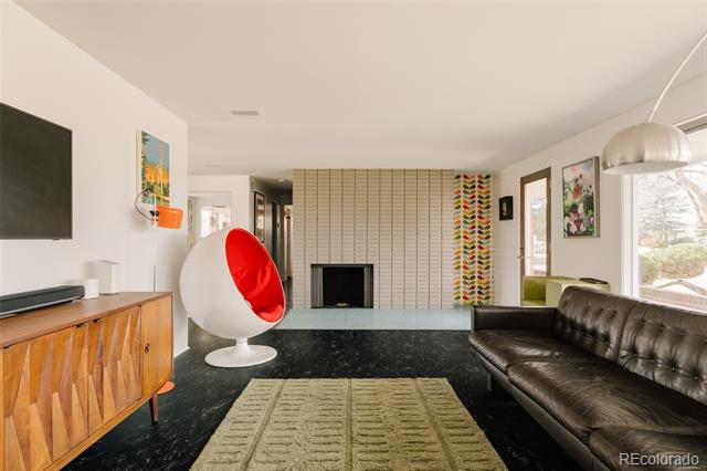 36 Hillside Drive