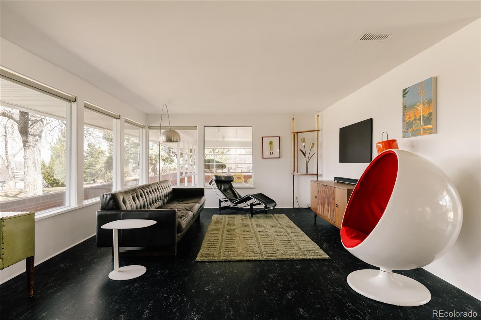 36 Hillside Drive