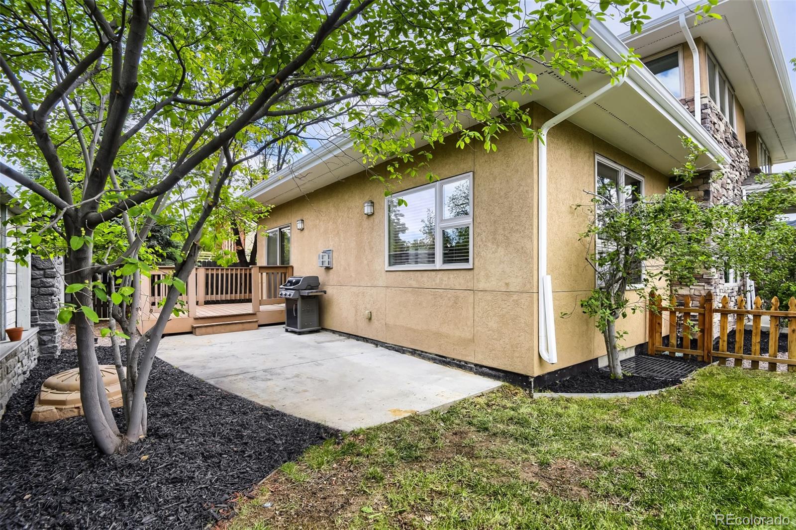 3059 S University Circle