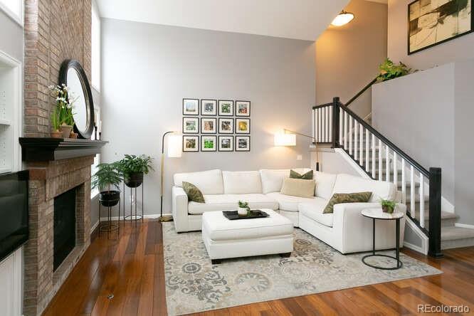 9772 Quay Loop