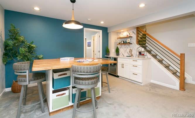 9772 Quay Loop