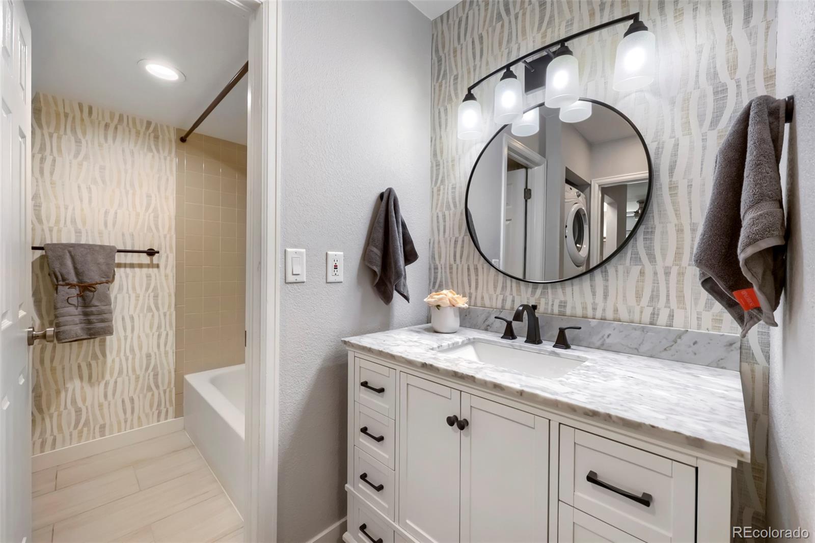 532 Oakwood Drive Unit: B101