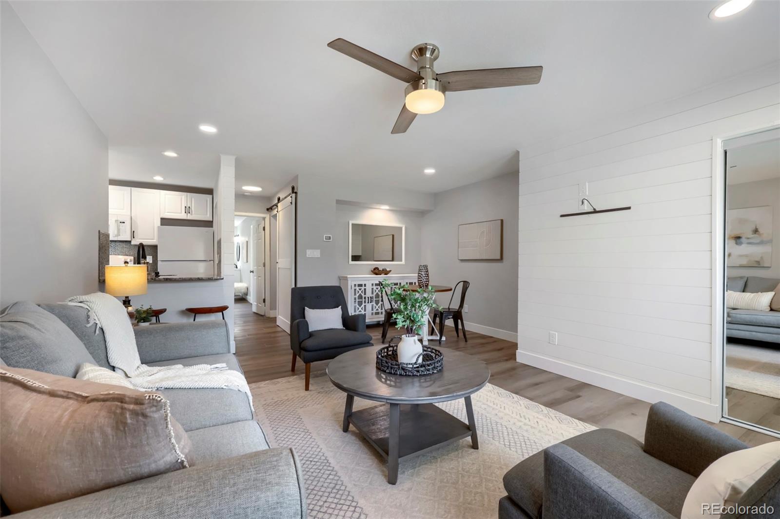 532 Oakwood Drive Unit: B101