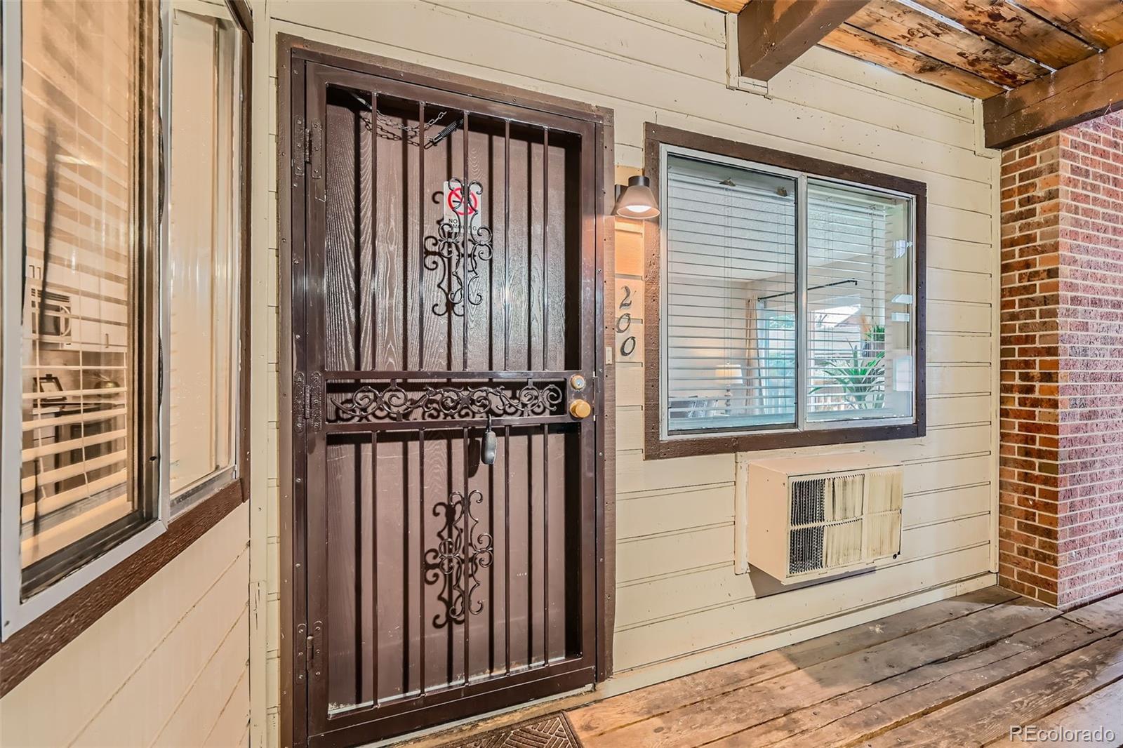 14602 E 2nd Avenue Unit: 200C
