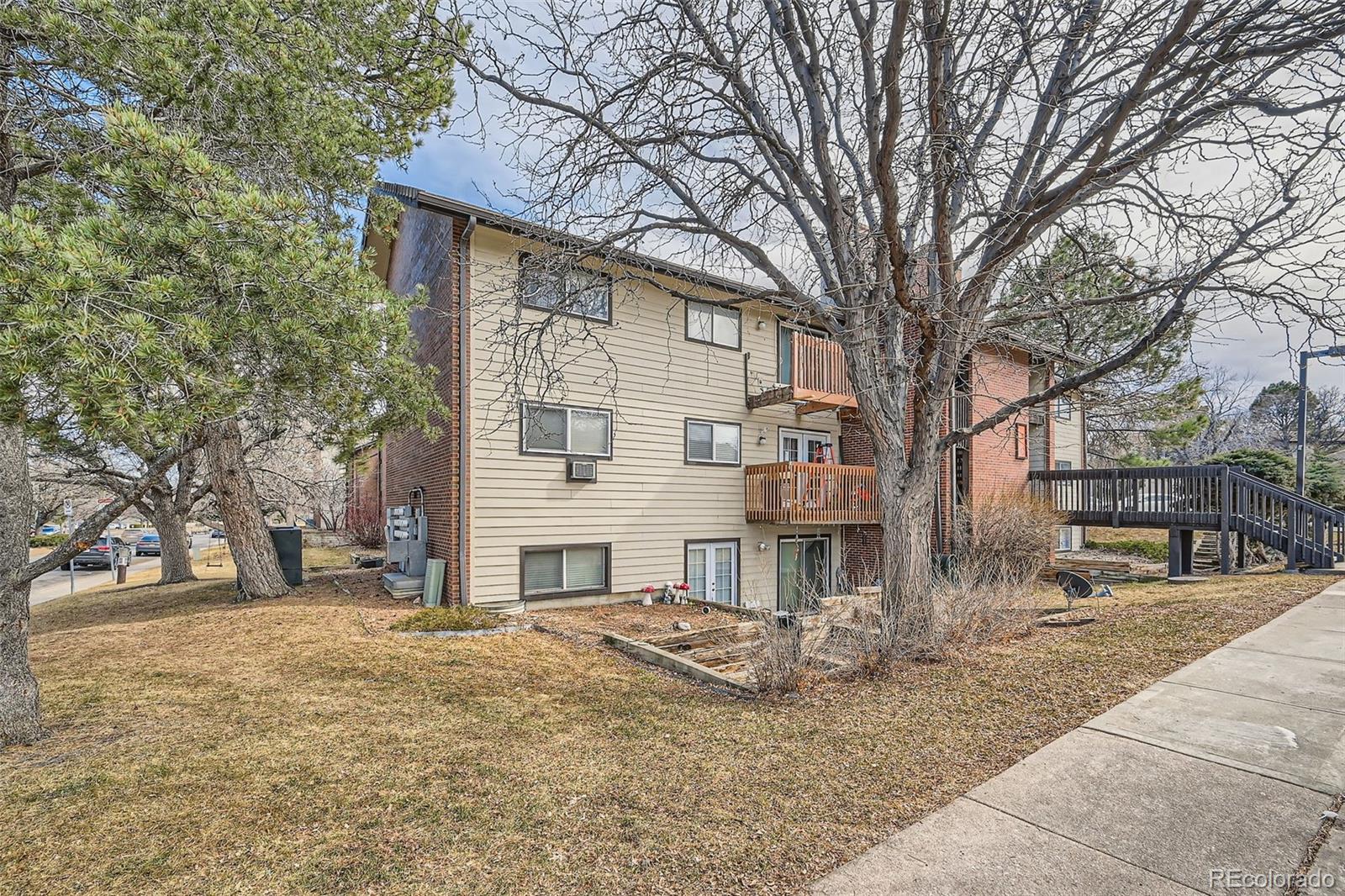 14602 E 2nd Avenue Unit: 200C