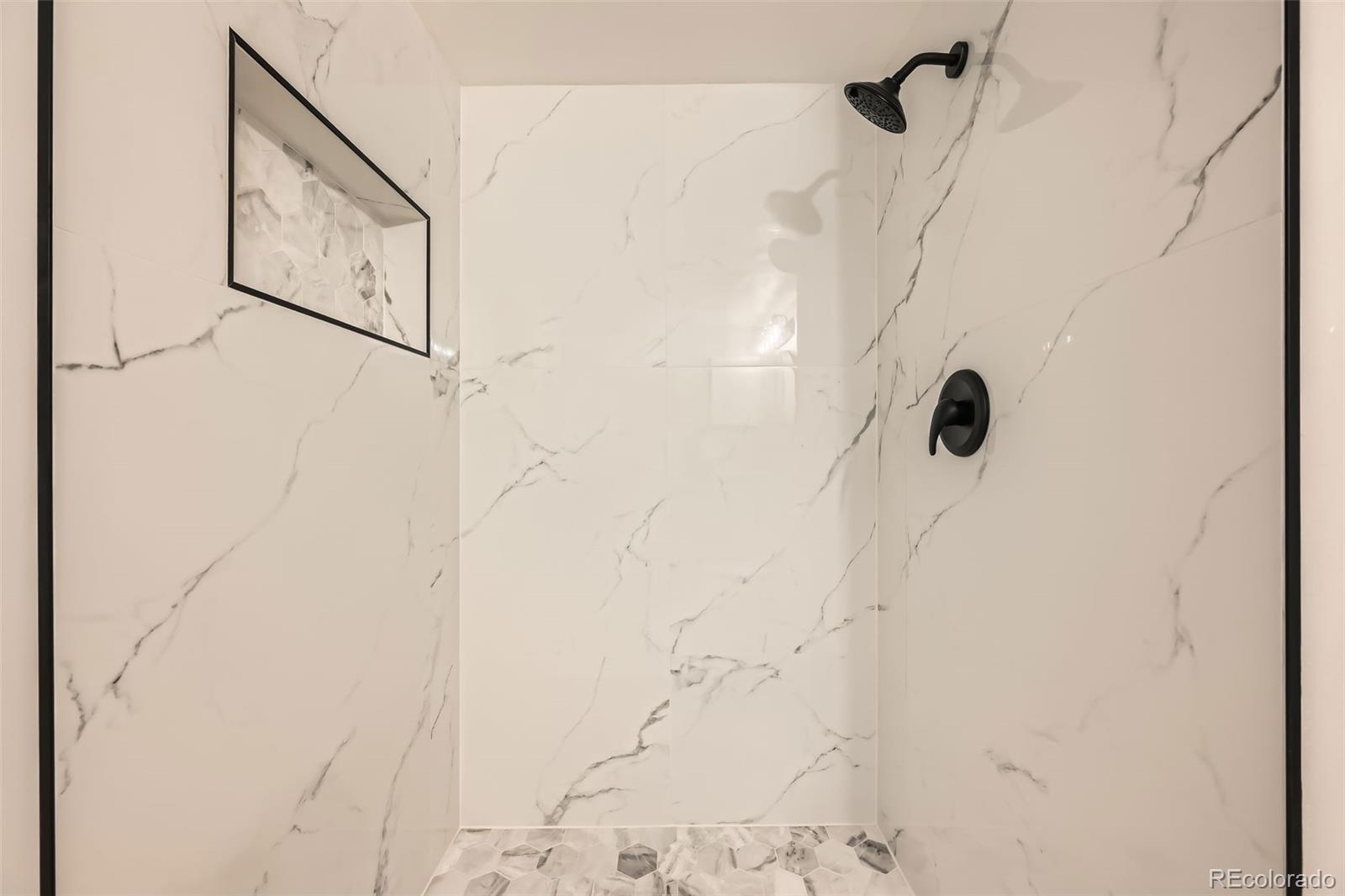 14602 E 2nd Avenue Unit: 200C