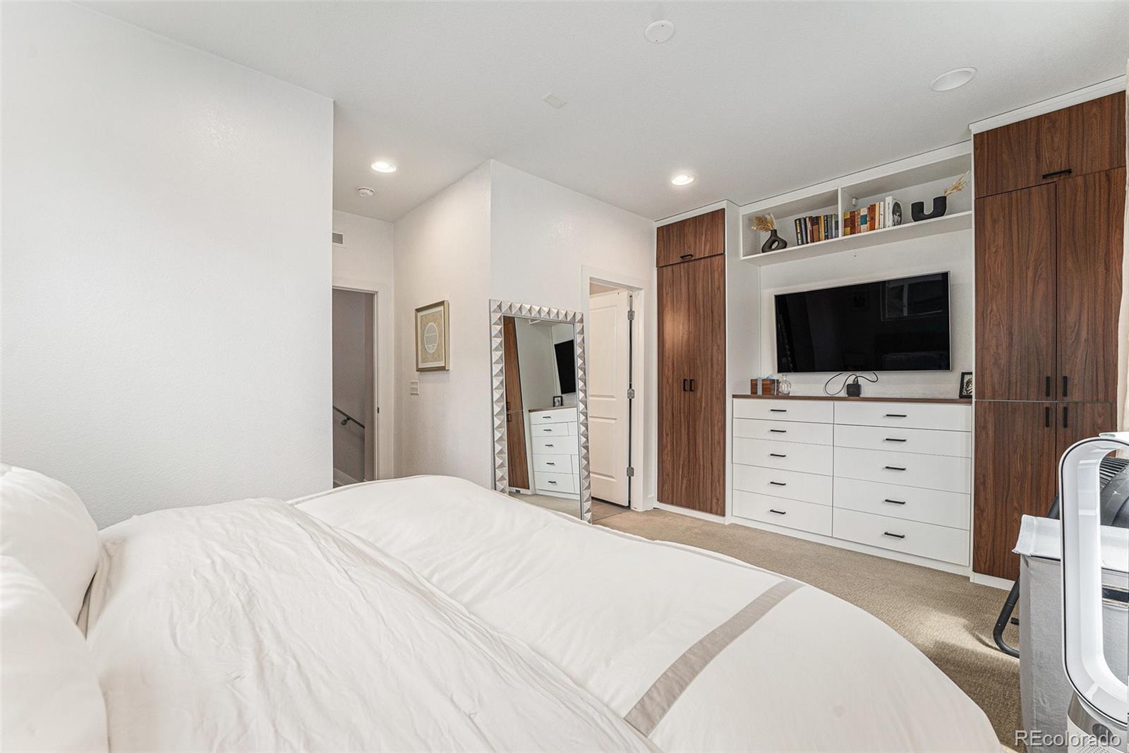 1638 Lowell Boulevard Unit: 1