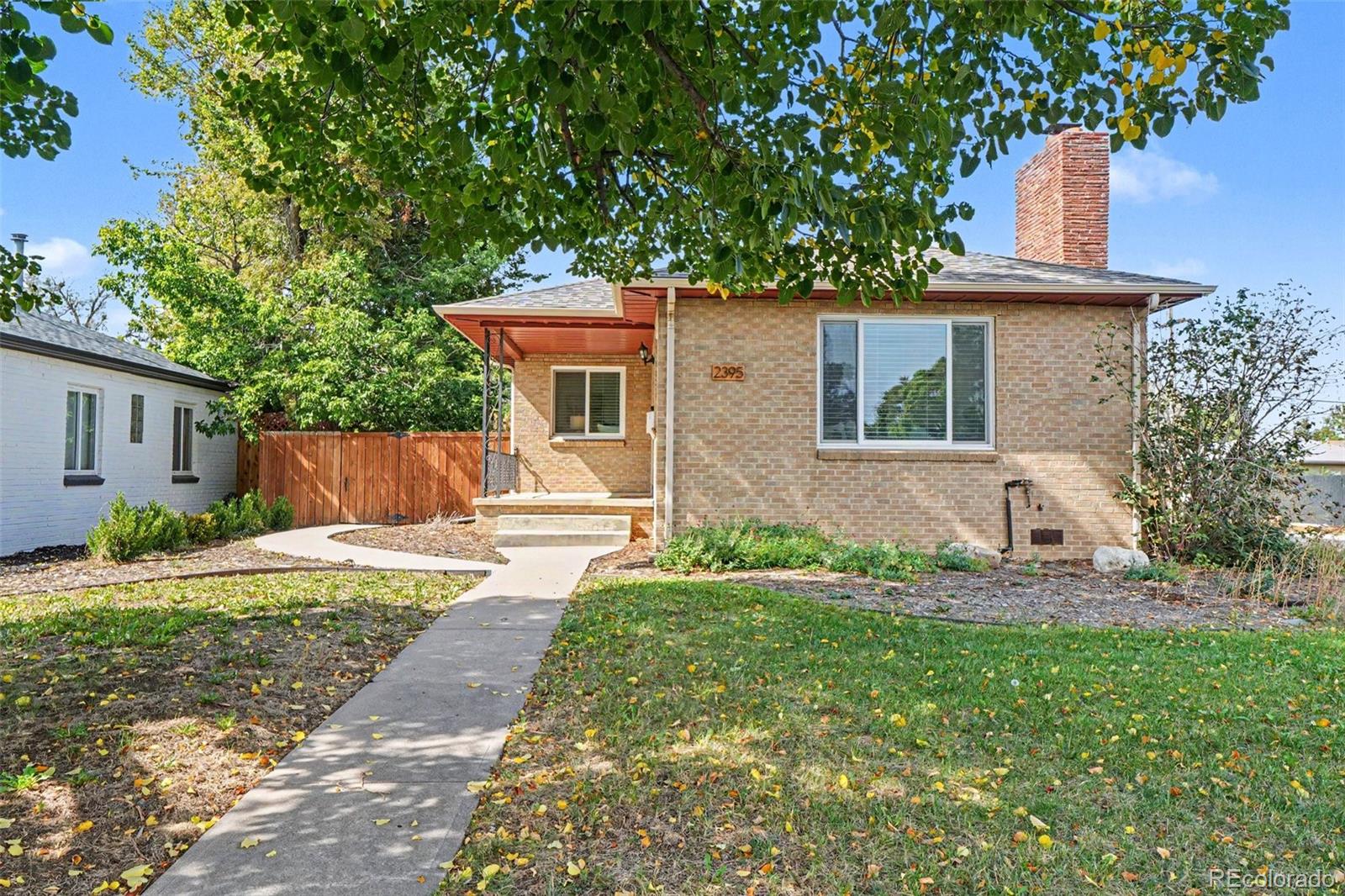 2395 Pontiac Street