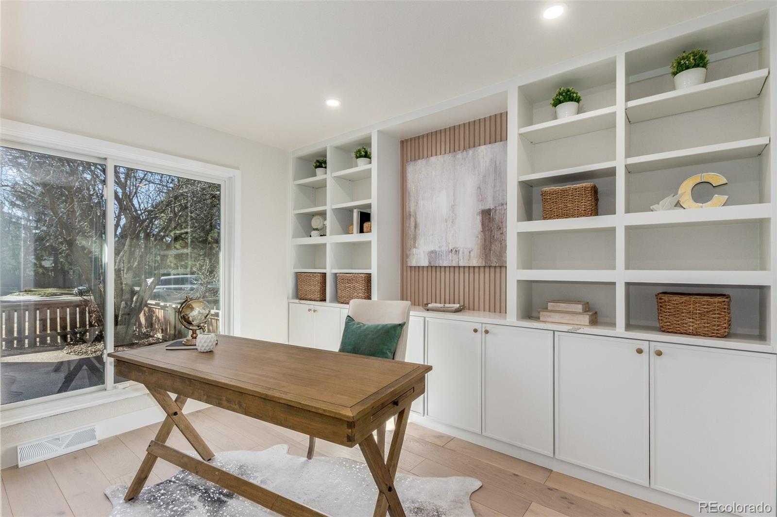 8691 E Kettle Avenue