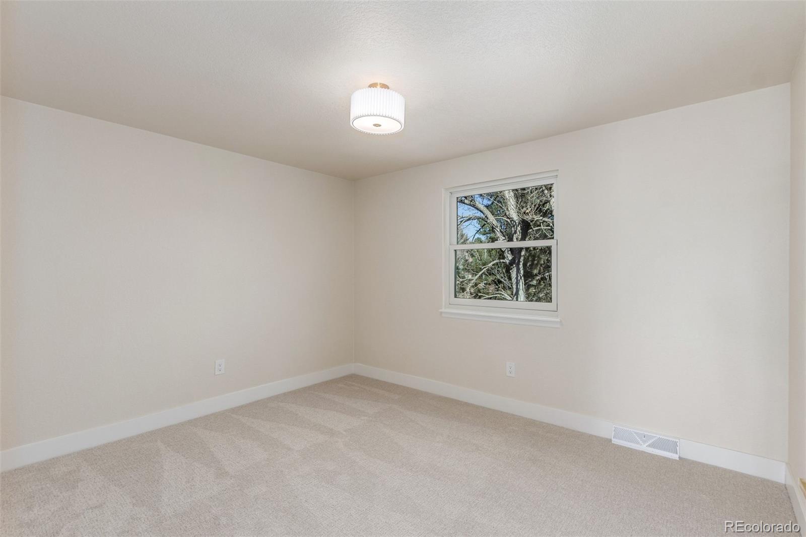 8691 E Kettle Avenue