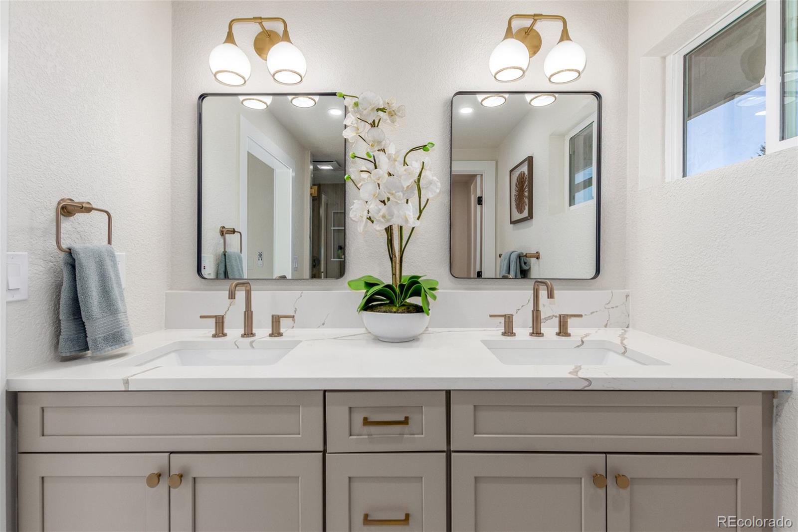 8691 E Kettle Avenue