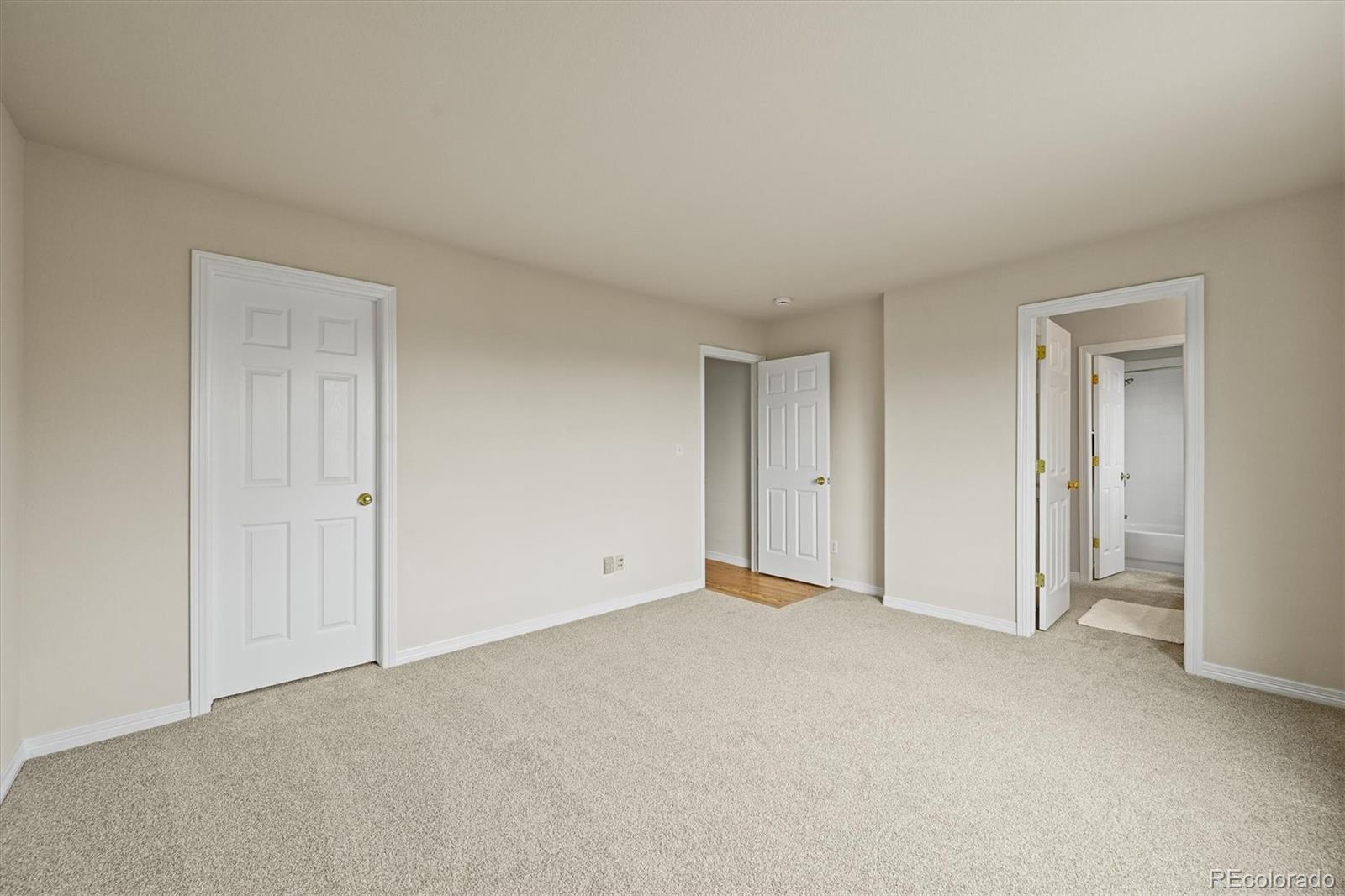 6364 S Walden Court