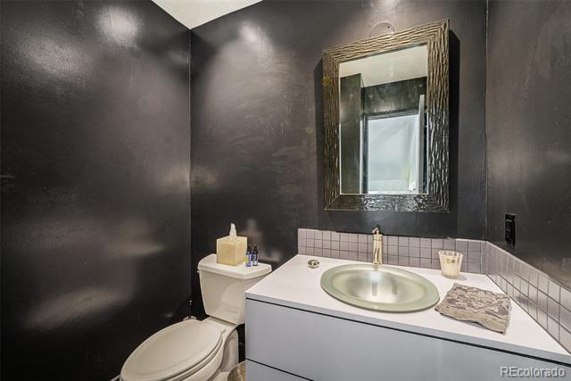 1050 S Monaco Parkway Unit: 35