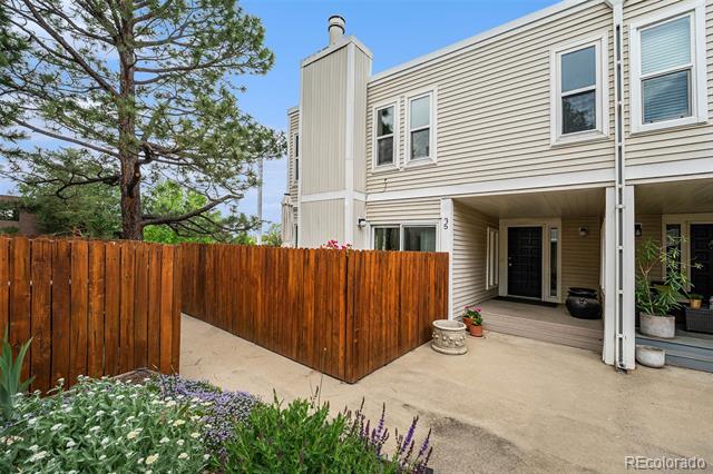 1050 S Monaco Parkway Unit: 35