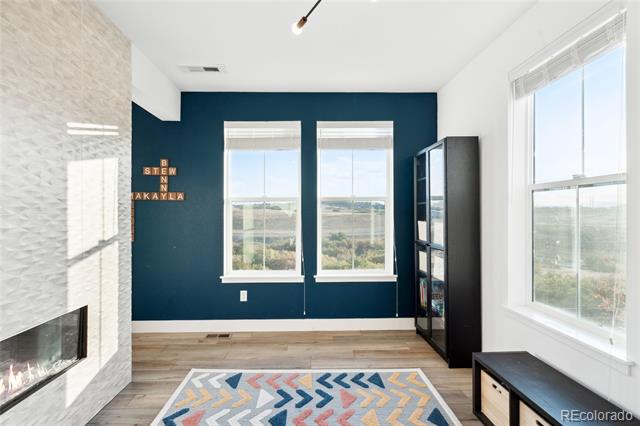 1444 Stable View Place