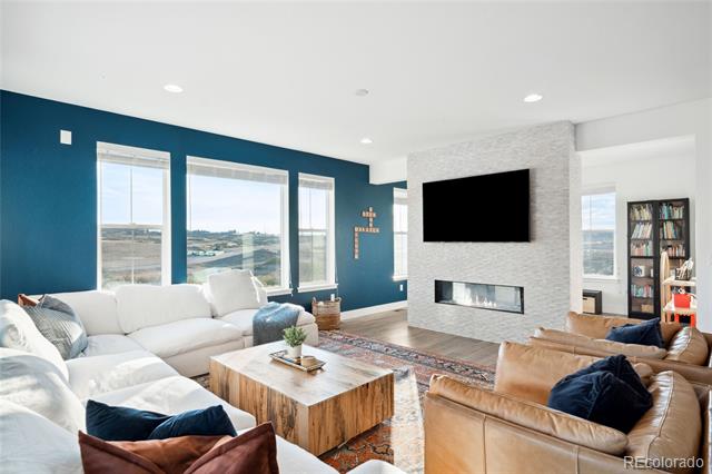 1444 Stable View Place