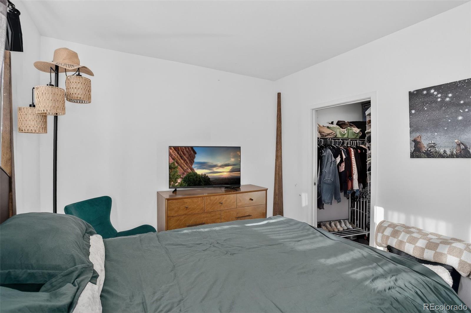 8475 E 36th Avenue Unit: 221