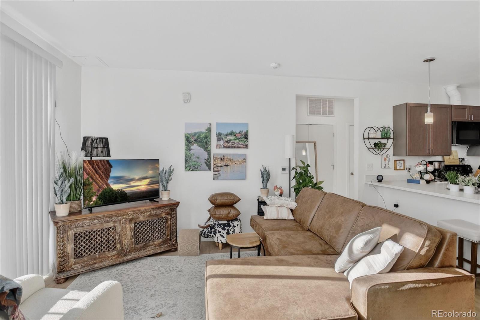 8475 E 36th Avenue Unit: 221