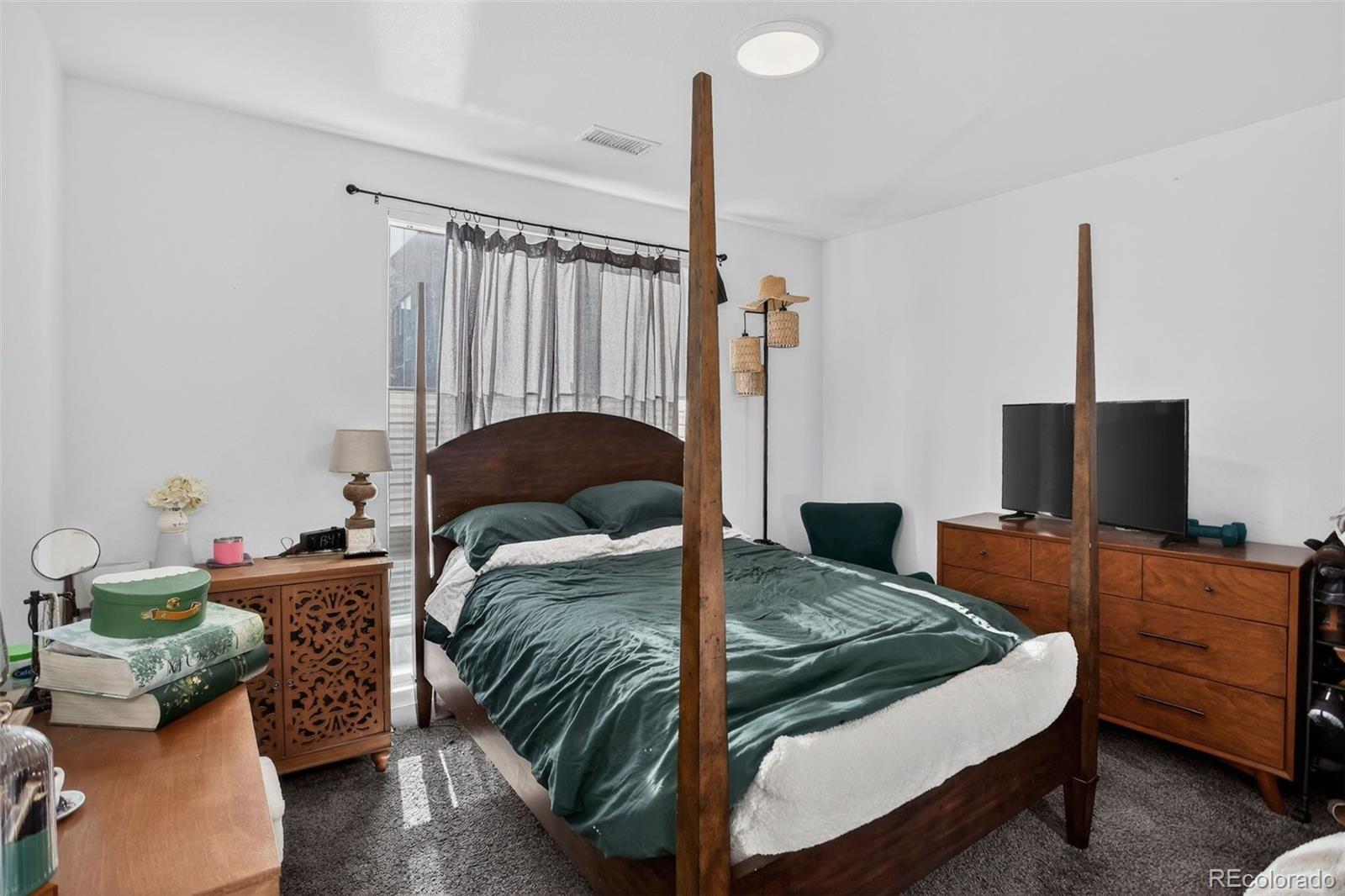 8475 E 36th Avenue Unit: 221