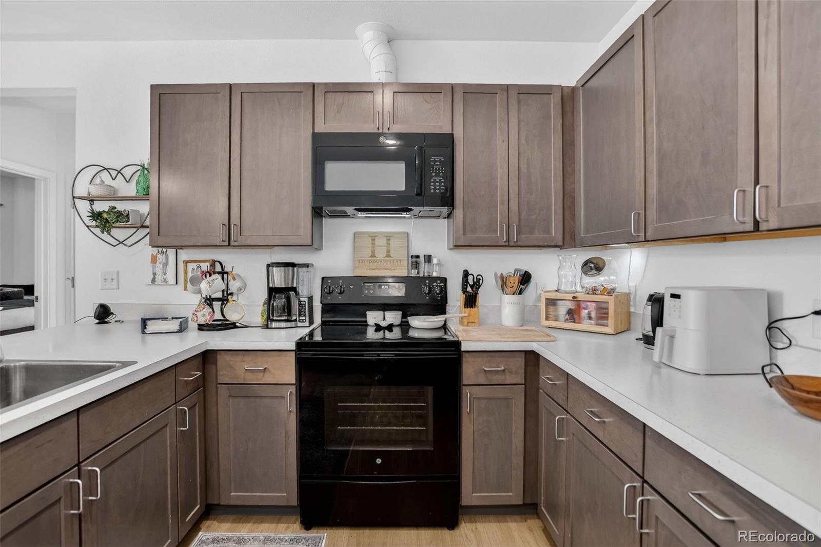 8475 E 36th Avenue Unit: 221