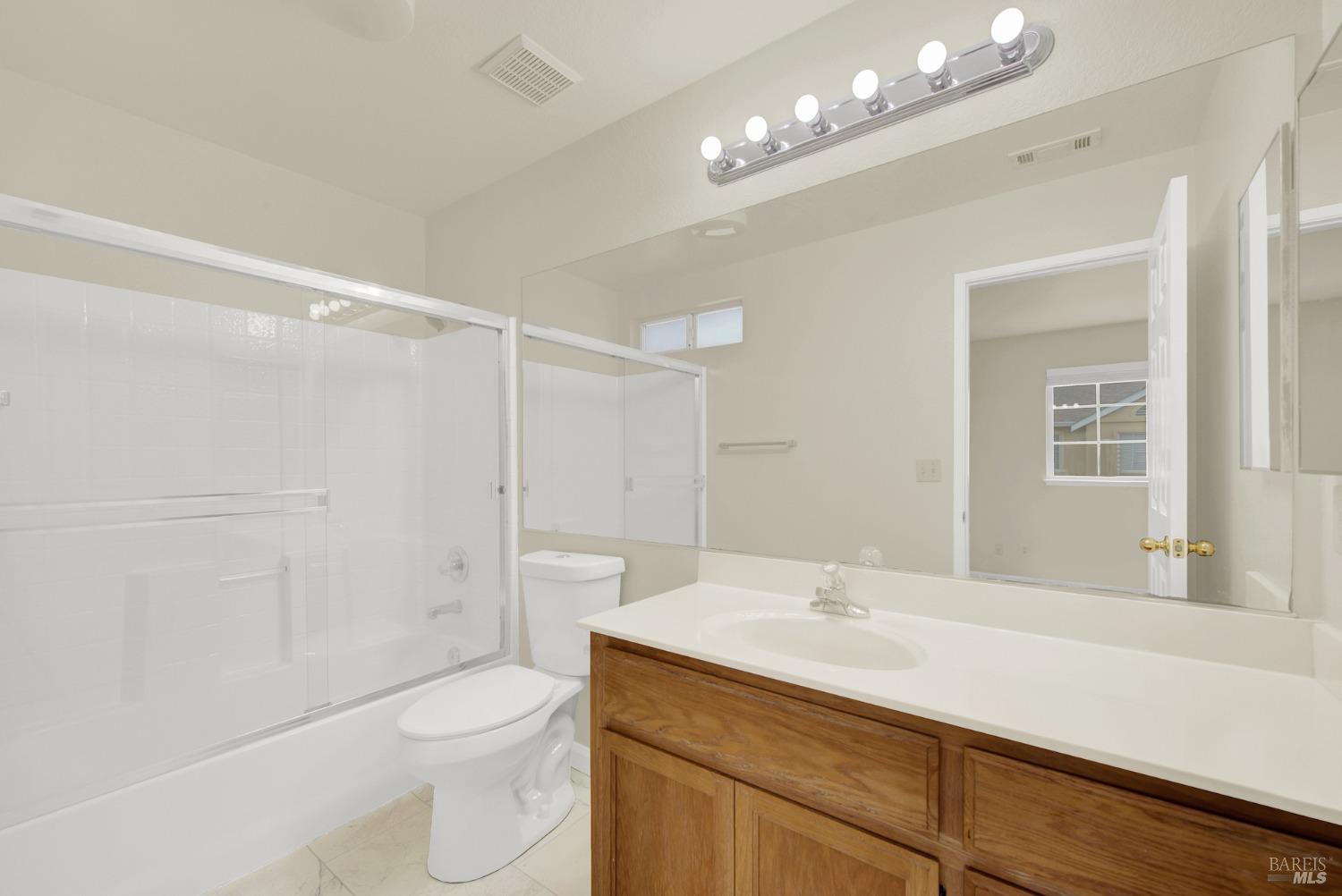 118 Brogan Ct