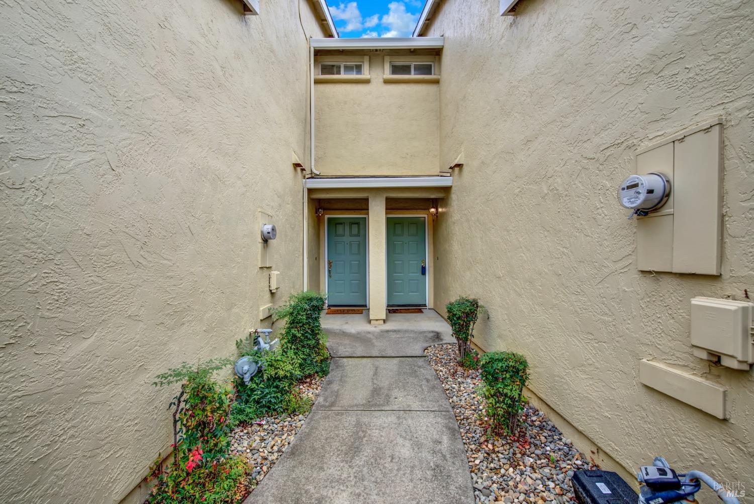 118 Brogan Ct