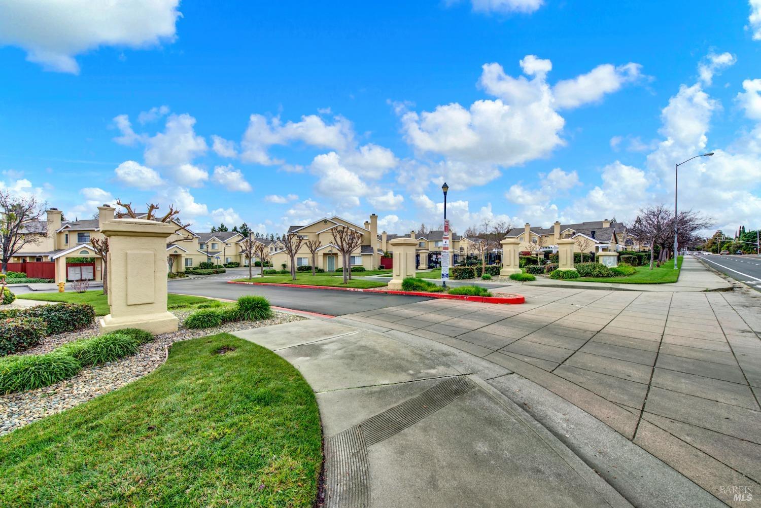 118 Brogan Ct