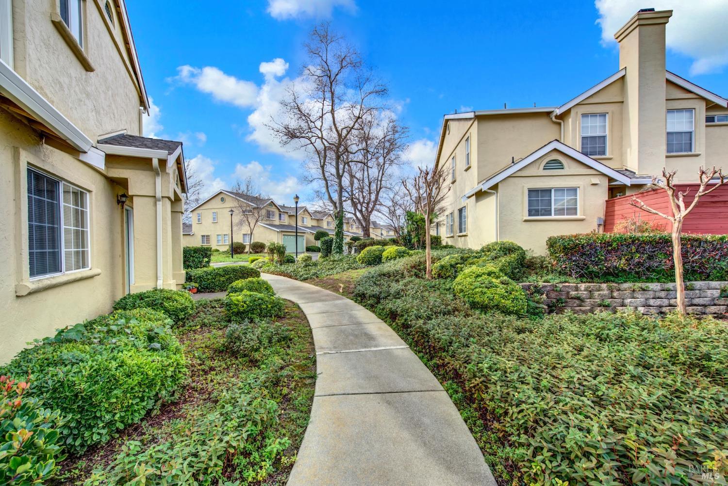 118 Brogan Ct