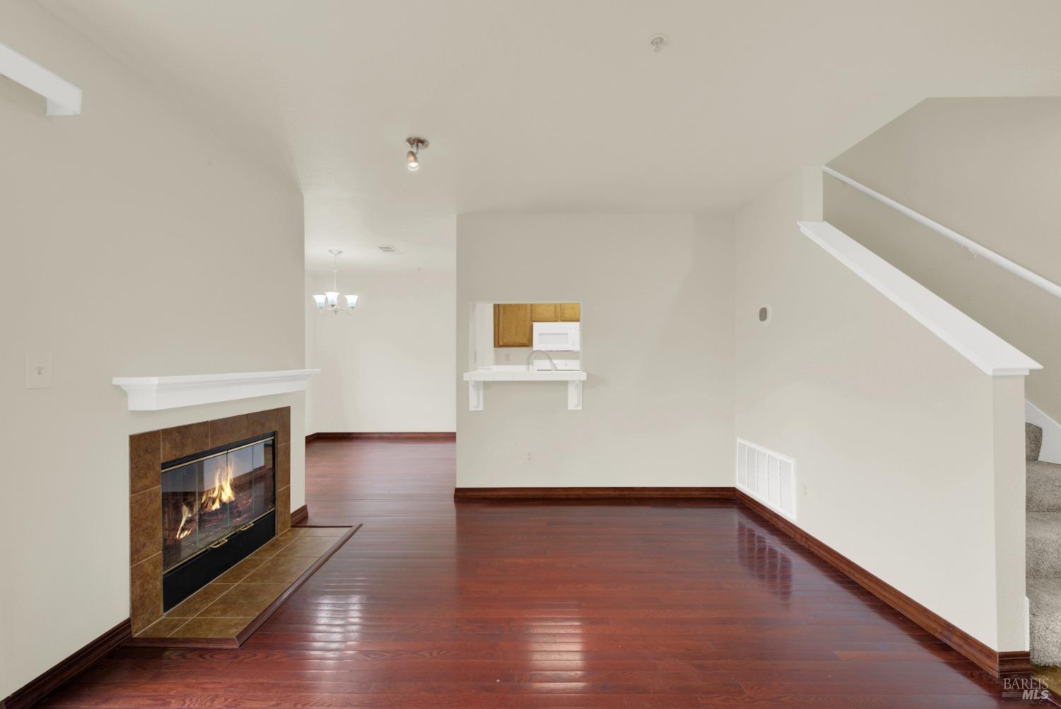 118 Brogan Ct