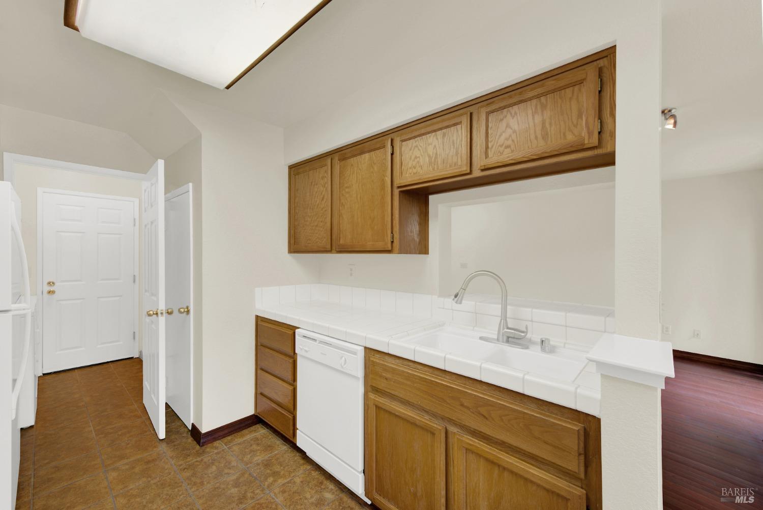 118 Brogan Ct