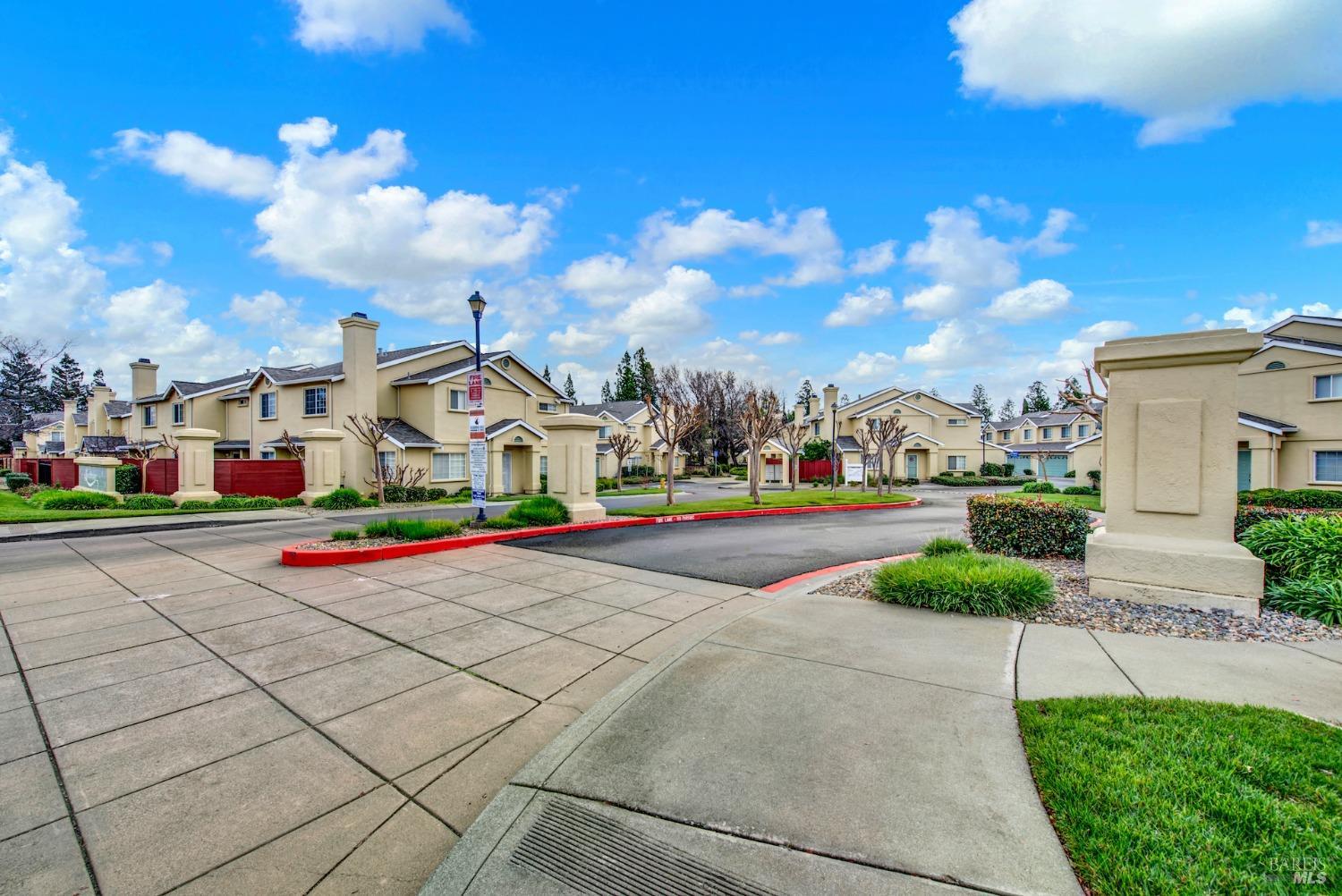118 Brogan Ct