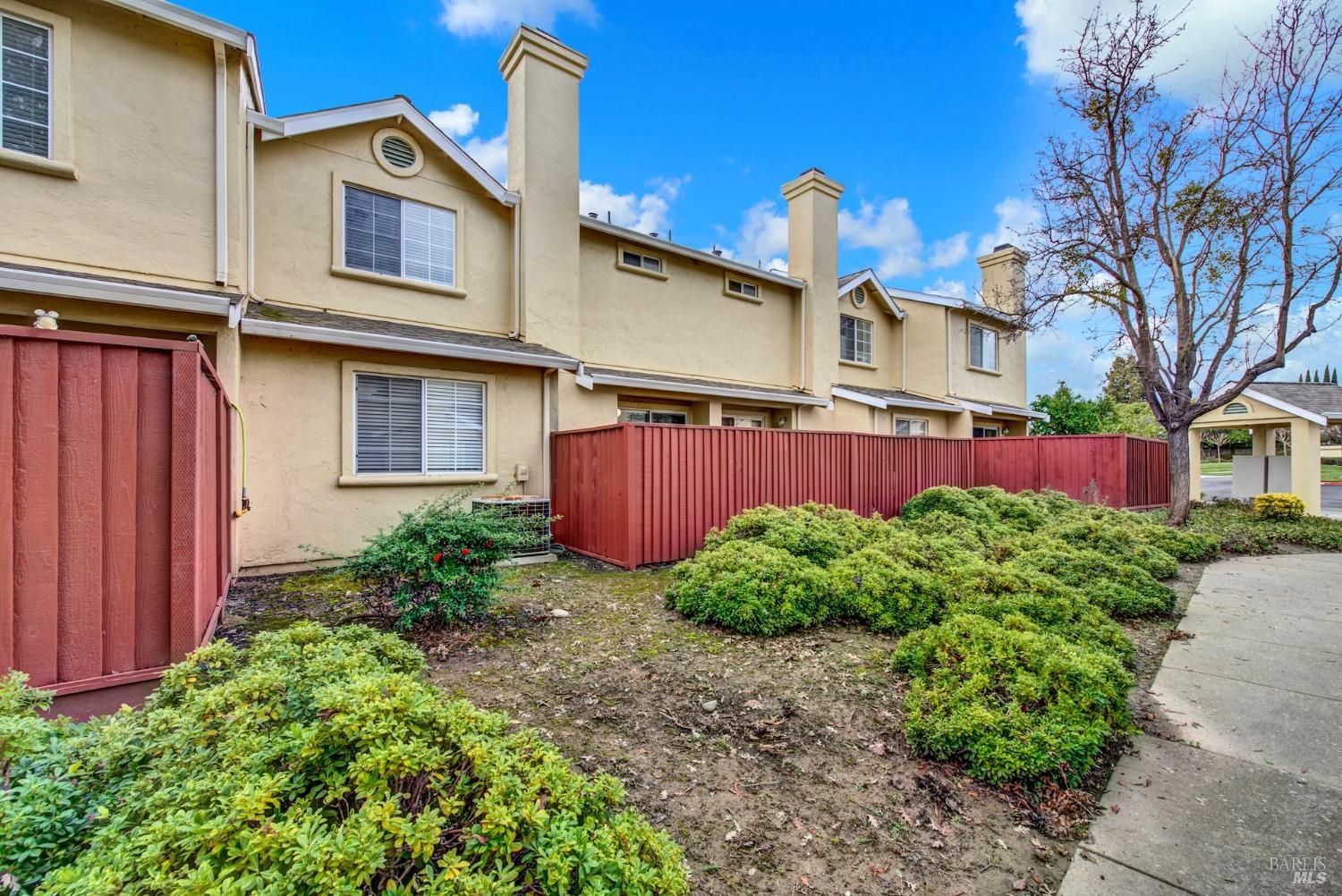 118 Brogan Ct