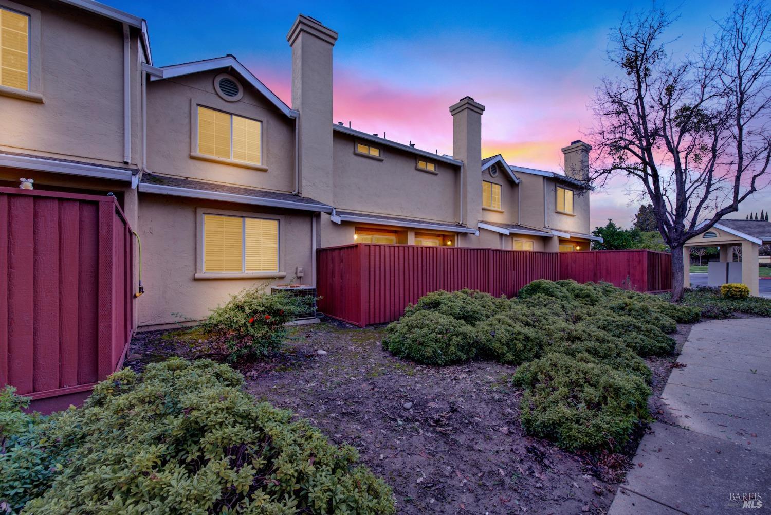 118 Brogan Ct