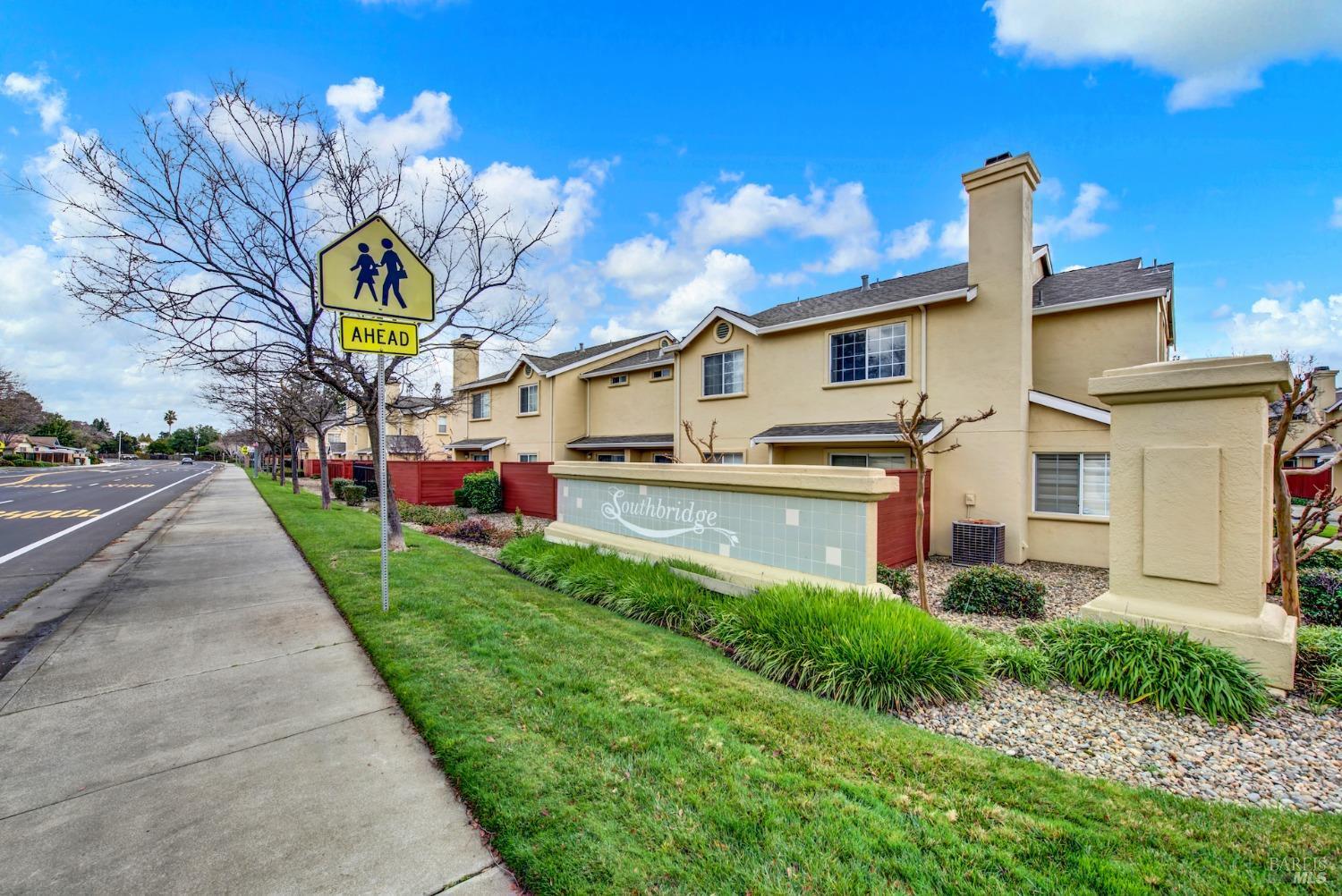 118 Brogan Ct