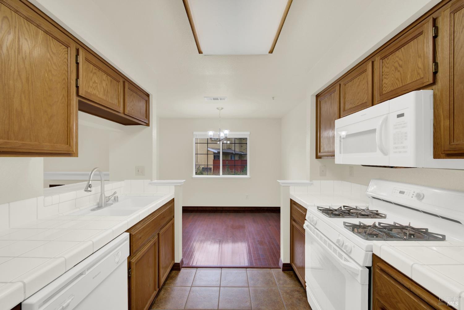118 Brogan Ct