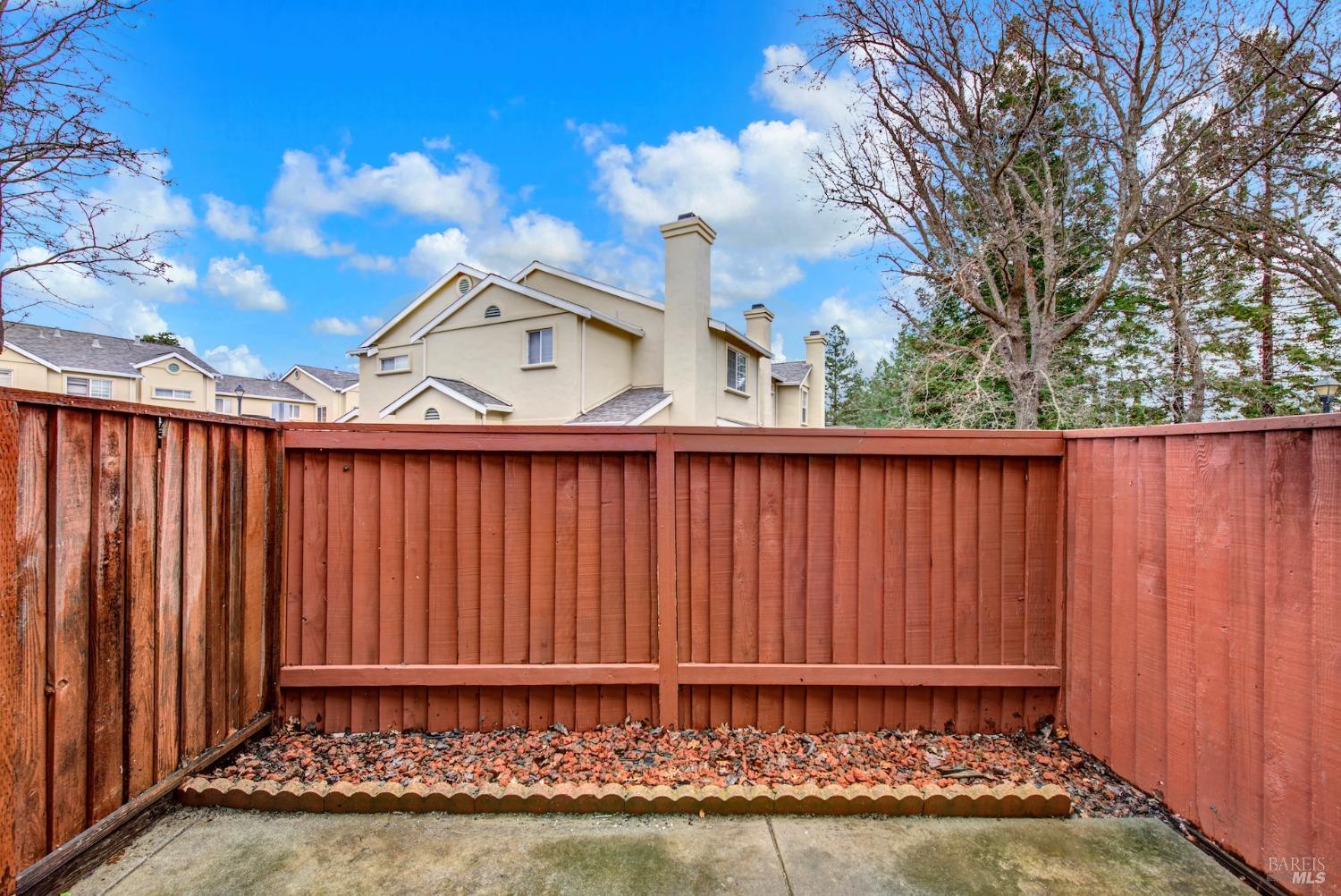 118 Brogan Ct