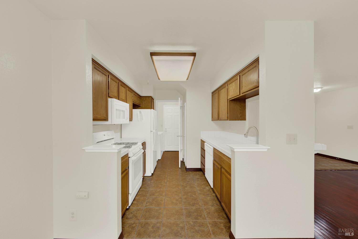 118 Brogan Ct