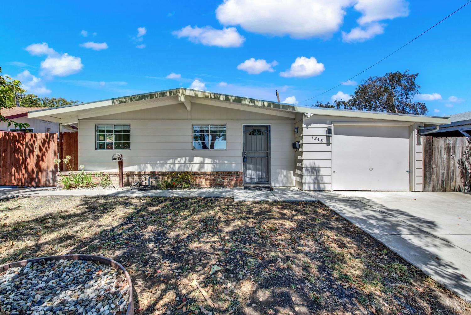 1348 Kansas St