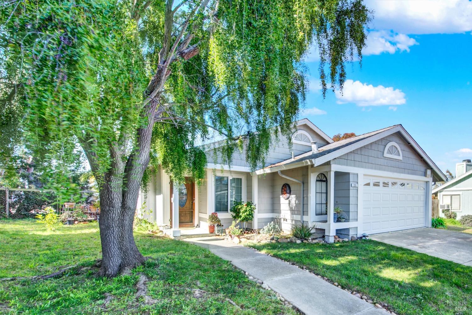233 Voyager Dr
