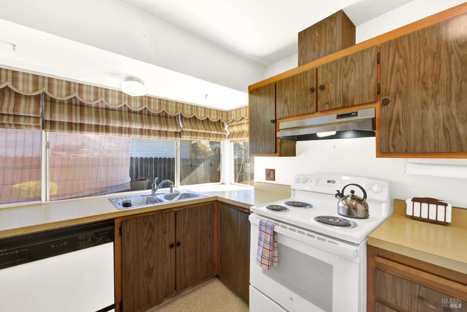 2202 Sandpiper Drive