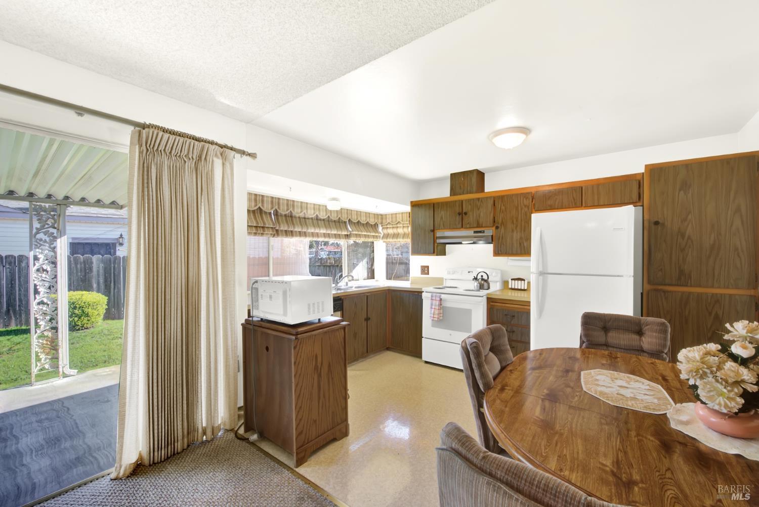 2202 Sandpiper Drive